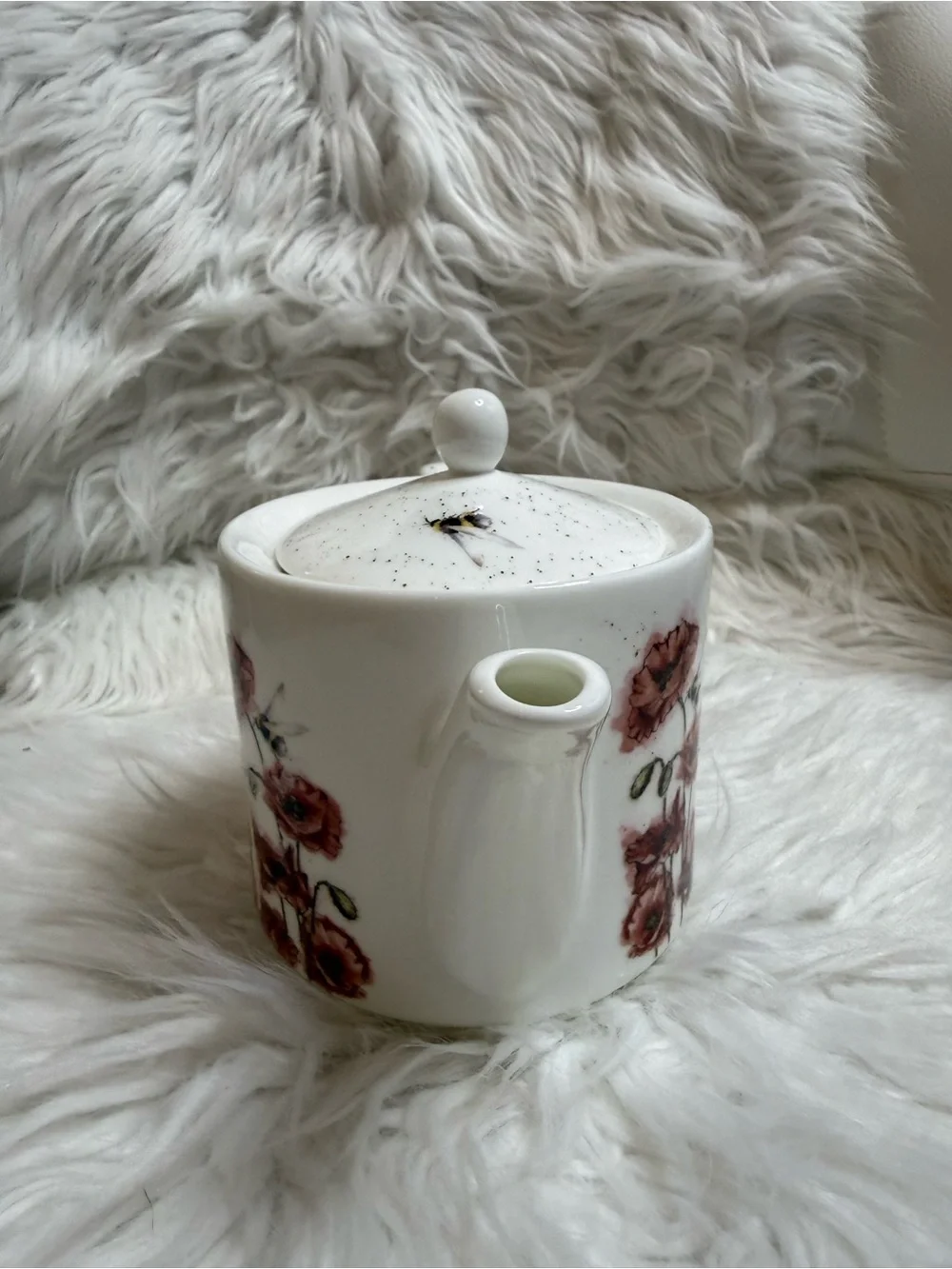 Royal Worcester Wrendale Let it Bee Teapot